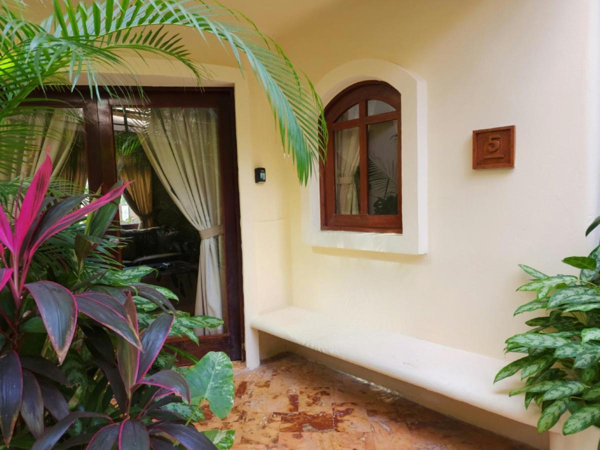 Luxury Steps To The & 5ta Av, Amazing Playa del Carmen